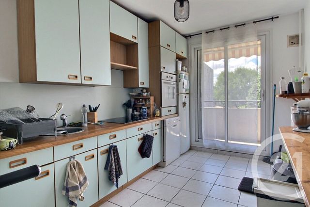 Appartement F4 à louer - 4 pièces - 82.88 m2 - MONTLUEL - 01 - RHONE-ALPES - Century 21 Bde Immo
