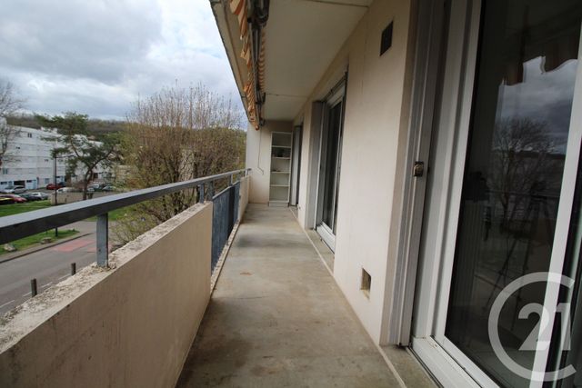 Appartement F4 à louer - 4 pièces - 82.88 m2 - MONTLUEL - 01 - RHONE-ALPES - Century 21 Bde Immo