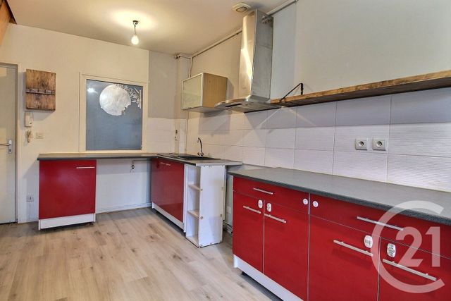 Appartement F3 bis à louer - 4 pièces - 54.0 m2 - MONTLUEL - 01 - RHONE-ALPES - Century 21 Bde Immo