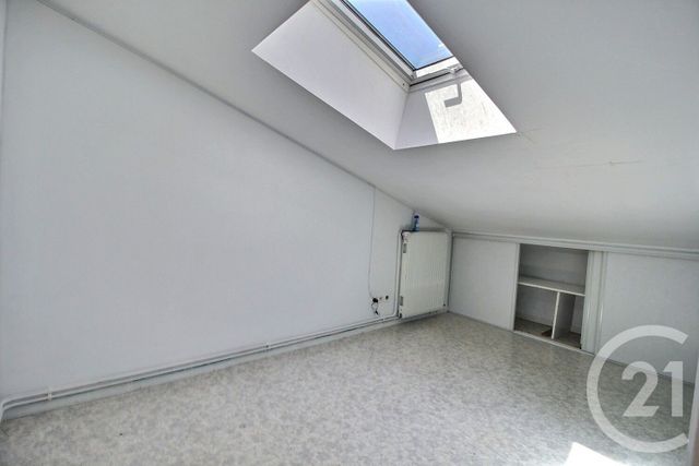 Appartement F3 bis à louer - 4 pièces - 54.0 m2 - MONTLUEL - 01 - RHONE-ALPES - Century 21 Bde Immo