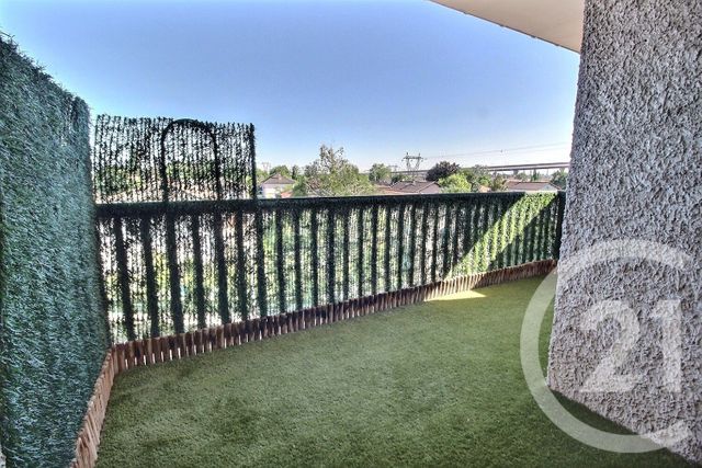 Appartement F4 à louer - 4 pièces - 79.0 m2 - LA BOISSE - 01 - RHONE-ALPES - Century 21 Bde Immo