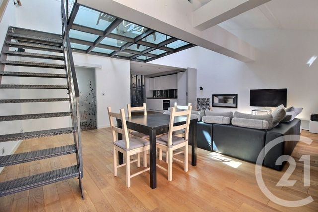 Appartement Duplex à louer - 4 pièces - 85.91 m2 - MONTLUEL - 01 - RHONE-ALPES - Century 21 Bde Immo