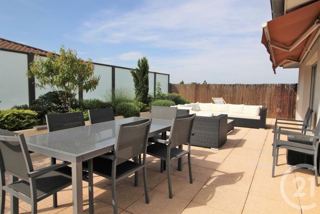 Appartement F5 à louer - 5 pièces - 107.0 m2 - MONTLUEL - 01 - RHONE-ALPES - Century 21 Bde Immo