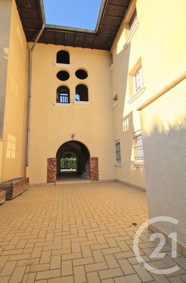 Appartement F2 à vendre - 2 pièces - 40.28 m2 - MIONNAY - 01 - RHONE-ALPES - Century 21 Bde Immo