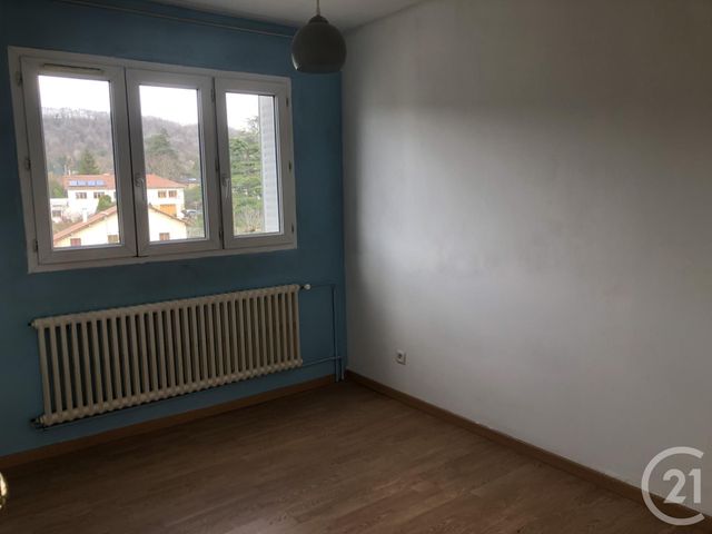 Appartement à louer - 4 pièces - 70.0 m2 - ST MAURICE DE BEYNOST - 01 - RHONE-ALPES - Century 21 Bde Immo