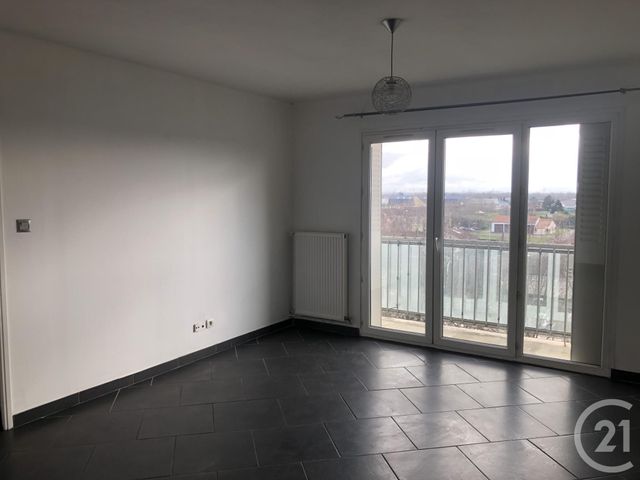 Appartement à louer - 4 pièces - 70.0 m2 - ST MAURICE DE BEYNOST - 01 - RHONE-ALPES - Century 21 Bde Immo