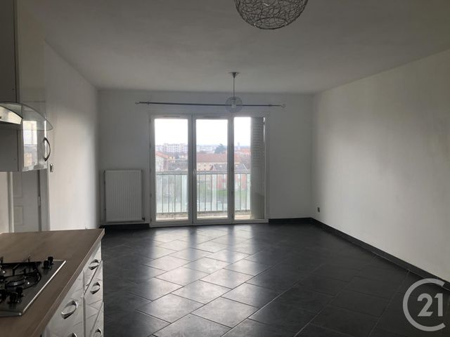 Appartement à louer - 4 pièces - 70.0 m2 - ST MAURICE DE BEYNOST - 01 - RHONE-ALPES - Century 21 Bde Immo