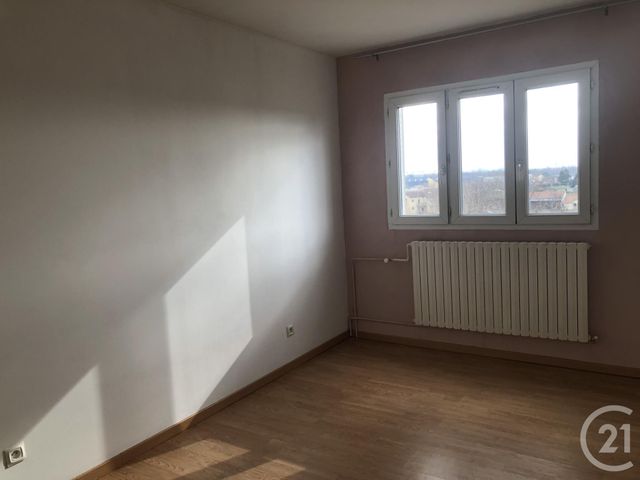 Appartement à louer - 4 pièces - 70.0 m2 - ST MAURICE DE BEYNOST - 01 - RHONE-ALPES - Century 21 Bde Immo