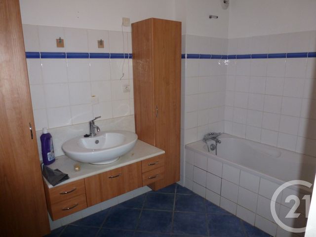maison à louer - 4 pièces - 88.7 m2 - MIRIBEL - 01 - RHONE-ALPES - Century 21 Bde Immo