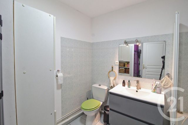 Appartement T2 à vendre - 2 pièces - 40.71 m2 - MONTLUEL - 01 - RHONE-ALPES - Century 21 Bde Immo