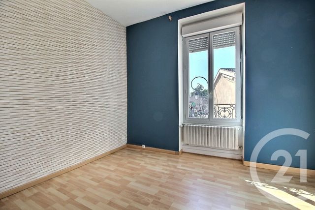 Appartement F4 à vendre - 4 pièces - 80.0 m2 - MONTLUEL - 01 - RHONE-ALPES - Century 21 Bde Immo