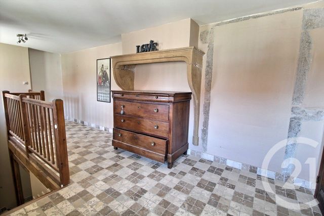 Afficher la photo en grand maison à vendre - 5 pièces - 243.2 m2 - MONTLUEL - 01 - RHONE-ALPES - Century 21 Bde Immo