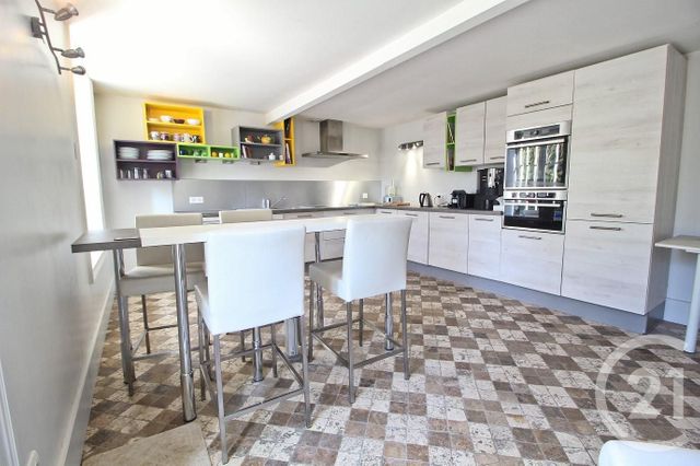 Afficher la photo en grand maison à vendre - 5 pièces - 243.2 m2 - MONTLUEL - 01 - RHONE-ALPES - Century 21 Bde Immo