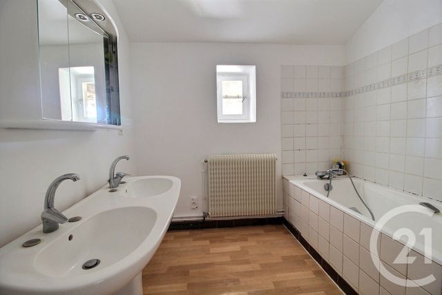 Afficher la photo en grand maison à vendre - 5 pièces - 243.2 m2 - MONTLUEL - 01 - RHONE-ALPES - Century 21 Bde Immo