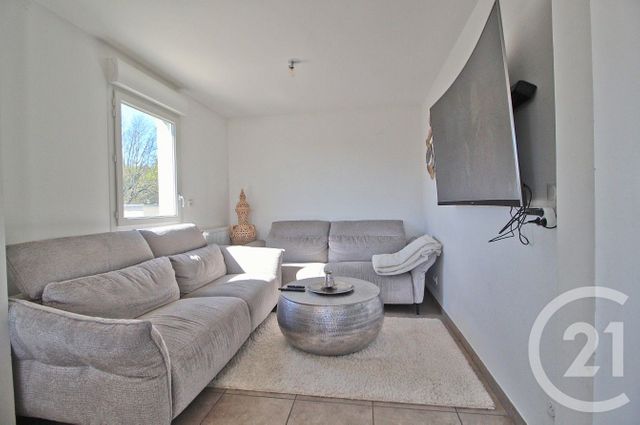 Appartement F3 à vendre - 4 pièces - 78.0 m2 - ST MAURICE DE BEYNOST - 01 - RHONE-ALPES - Century 21 Bde Immo