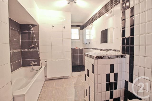 maison à vendre - 7 pièces - 230.0 m2 - MIRIBEL - 01 - RHONE-ALPES - Century 21 Bde Immo