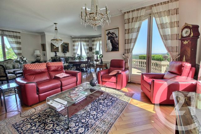 Afficher la photo en grand maison à vendre - 6 pièces - 235.0 m2 - MIRIBEL - 01 - RHONE-ALPES - Century 21 Bde Immo