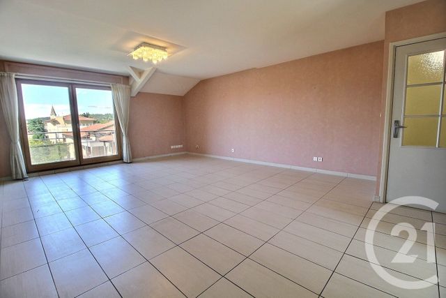 Appartement à vendre - 4 pièces - 111.24 m2 - DAGNEUX - 01 - RHONE-ALPES - Century 21 Bde Immo