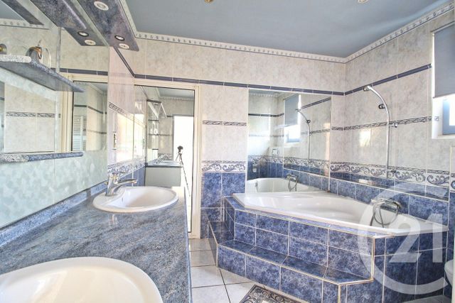 maison à vendre - 6 pièces - 175.0 m2 - DAGNEUX - 01 - RHONE-ALPES - Century 21 Bde Immo