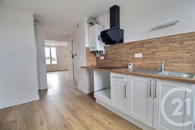 Appartement T3 à louer - 3 pièces - 69.92 m2 - DAGNEUX - 01 - RHONE-ALPES - Century 21 Bde Immo