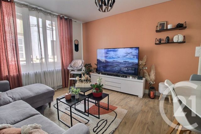 Appartement T4 à vendre - 5 pièces - 97.6 m2 - MONTLUEL - 01 - RHONE-ALPES - Century 21 Bde Immo