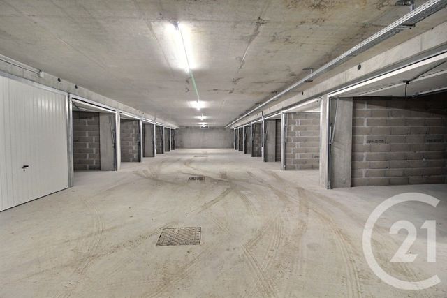 Appartement F2 à vendre - 2 pièces - 45.79 m2 - MIRIBEL - 01 - RHONE-ALPES - Century 21 Bde Immo