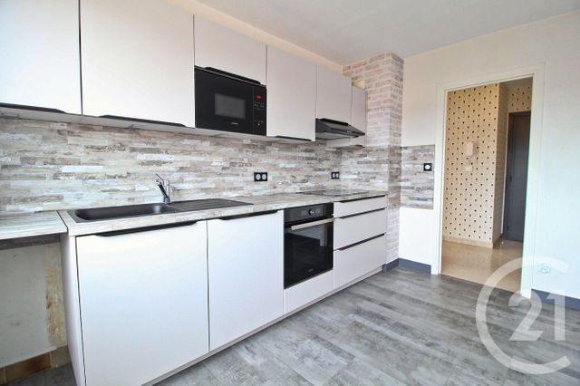 Appartement F2 à vendre - 3 pièces - 50.0 m2 - MONTLUEL - 01 - RHONE-ALPES - Century 21 Bde Immo