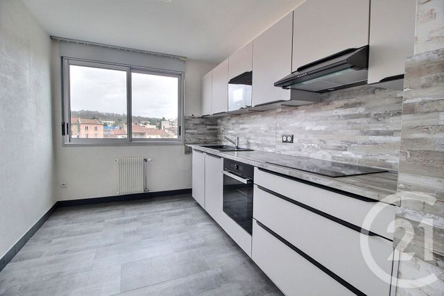 Appartement F2 à vendre - 3 pièces - 50.0 m2 - MONTLUEL - 01 - RHONE-ALPES - Century 21 Bde Immo