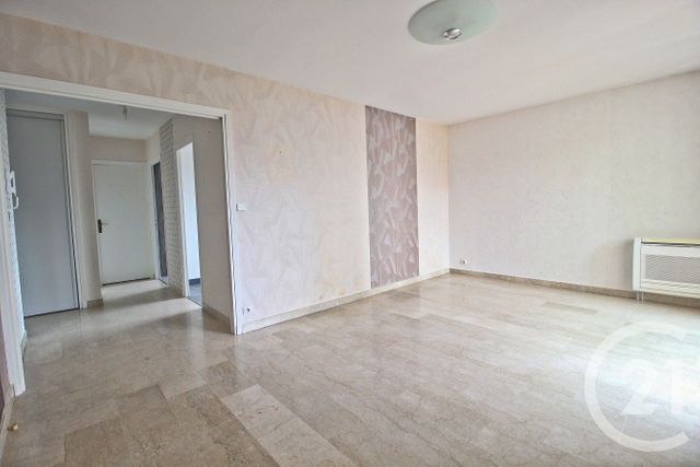 Appartement F2 à vendre - 3 pièces - 50.0 m2 - MONTLUEL - 01 - RHONE-ALPES - Century 21 Bde Immo