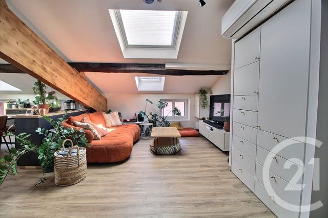 Appartement F1 bis à vendre - 2 pièces - 54.57 m2 - MONTLUEL - 01 - RHONE-ALPES - Century 21 Bde Immo