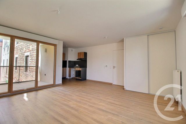 Appartement F3 à louer - 3 pièces - 66.34 m2 - MONTLUEL - 01 - RHONE-ALPES - Century 21 Bde Immo
