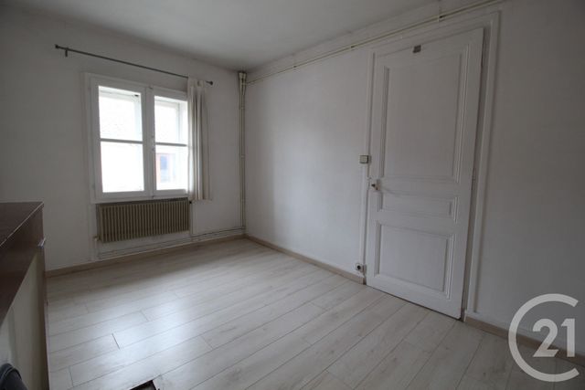 Appartement F3 bis à louer - 3 pièces - 71.0 m2 - MIRIBEL - 01 - RHONE-ALPES - Century 21 Bde Immo