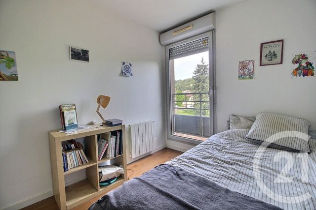 Appartement T3 à vendre - 3 pièces - 55.5 m2 - MONTLUEL - 01 - RHONE-ALPES - Century 21 Bde Immo