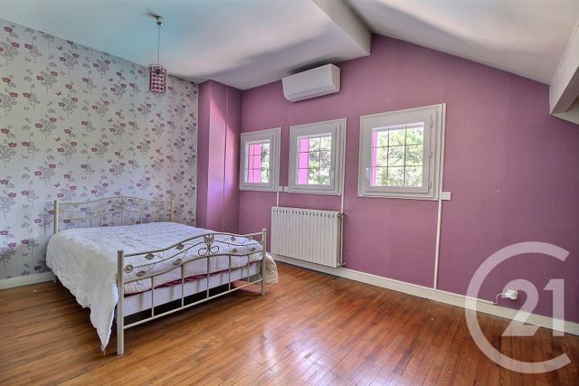 maison à vendre - 7 pièces - 200.0 m2 - MONTLUEL - 01 - RHONE-ALPES - Century 21 Bde Immo